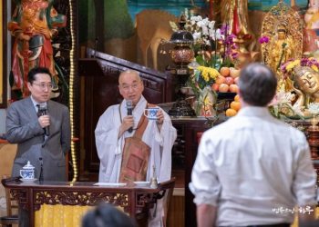 Anti-war protests are spreading across U.S. college campuses. How should we control our anger?