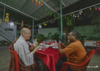 I am working to preserve the environment and promote self-reliance of residents in East Timor.