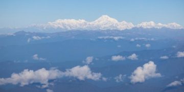 Should I pretend to be extroverted to be recognized at work?