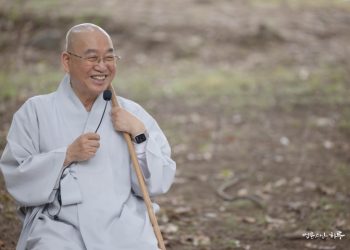 How Should I Live as Someone Who Is Neither South Korean nor North Korean?