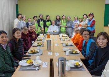 How Should We Deal with People Who Praise Us in Front but Speak Ill Behind Our Backs?