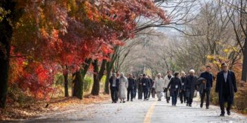 Treating Everyone as Heaven: The Spirit of Equality and Democracy in Donghak