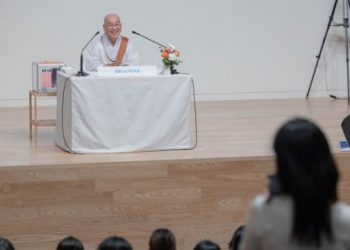 I Found Out My Husband Has Been Frequenting Entertainment Establishments for a Long Time