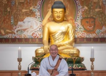 When my husband faces any issue, he promptly attacks my flaws