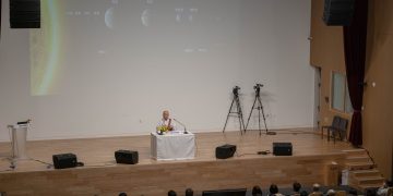 Why Do We Feel Disappointed After Giving?