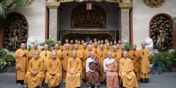 How Can We Practice to Attain Enlightenment in the Age of Artificial Intelligence?