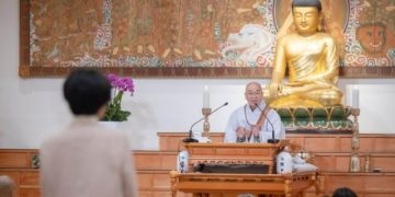 My Husband Gets Angry, My Child Is Anxious, What Should I Do in the Middle?