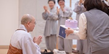 How Can Buddhism Transcend the Limitations of Modern Civilization?