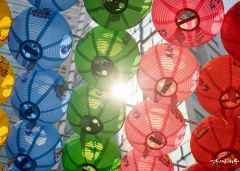 Why Is the Story of Buddha’s Birth Described So Mystically?