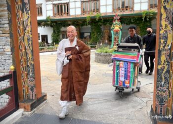 Is Divorce the Answer When Being with My Husband Is Just Uncomfortable?