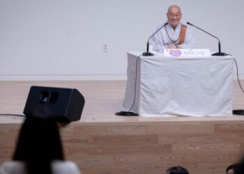 I Don’t Have Any Friends to Open Up To