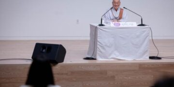 I Don’t Have Any Friends to Open Up To