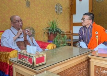 Do I Need to Be Born a Prince Like Buddha and Experience Everything to Achieve Enlightenment?