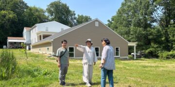 Between My Husband’s Depression and My Daughter’s Disability, How Should I Live?