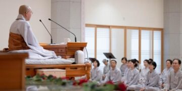 What Should We Uphold to Live as Practitioners While Living an Ordinary Life in the World?