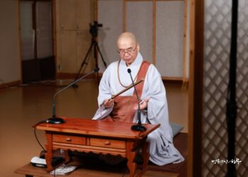 Expressing Emotions Makes People Uncomfortable. Am I Doing Something Wrong?