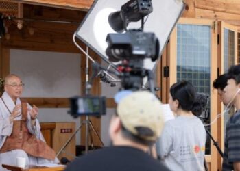 When Responsibility Feels Heavy and Overwhelming — What Should I Do?