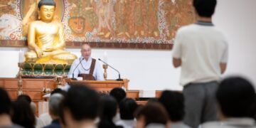 As a Descendant of Pro-Japanese Collaborators, How Should I Live to Atone?