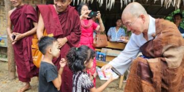 How Should We View the Refugee and Migrant Issue from a Buddhist Perspective?