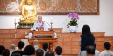 Why Does the Initial Earnest Heart Disappear Over Time?