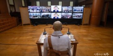 Why Do I Feel So Anxious When Speaking in Front of People, Even Though I Want to Speak Comfortably?