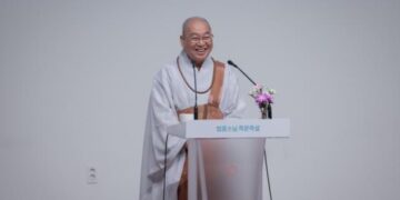 Am I Not in  My Right Mind for Still Worrying About My Ex-Husband After Divorce?