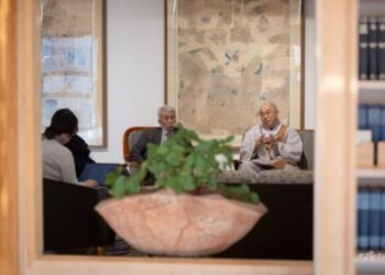 My husband never acknowledges our wedding anniversary. Am I really expected to just put up with this?