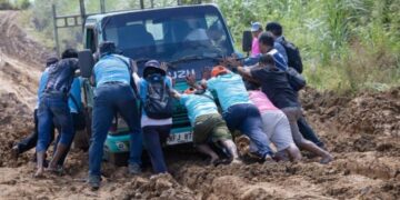 Compassion That Crossed Mountains and Rivers, A Classroom of Hope Opens for Children