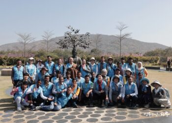 I Feel Burdened by My Parents Paying My College Tuition. Should I Return to School?