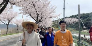 As a Childless Couple, How Can We Wisely Prepare for Old Age?